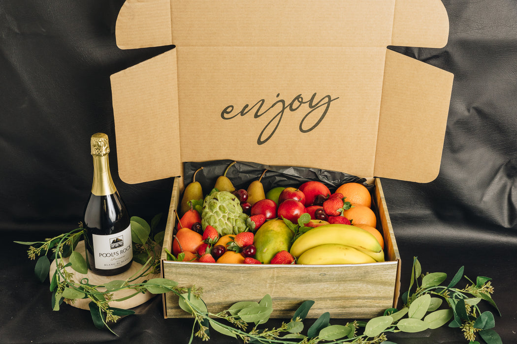 Large x Seasonal Fruit Box and Pool Rock Champange - Central Coast Hampers and Gifts
