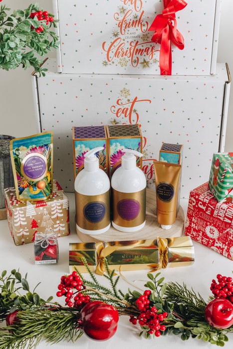 Empire Christmas luxury hand and body hamper