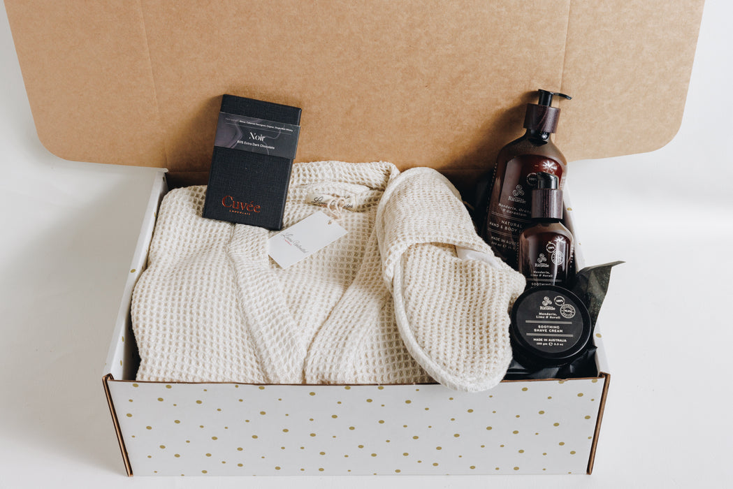 Men's Robe & Urban Rituelle Pamper Hamper