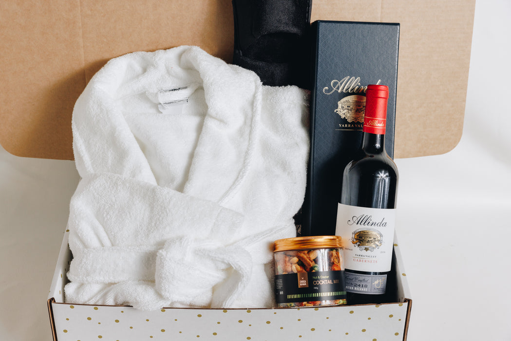 Men's Robe & Wine Gift Hamper