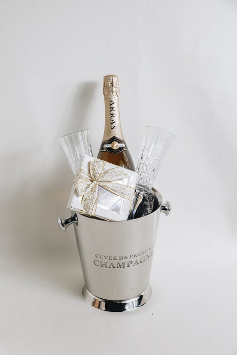 Arras & Chocolates hamper