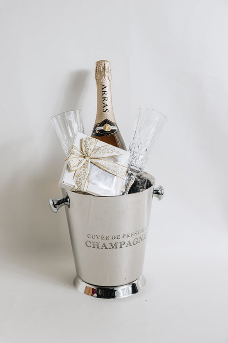 Arras & Chocolates hamper